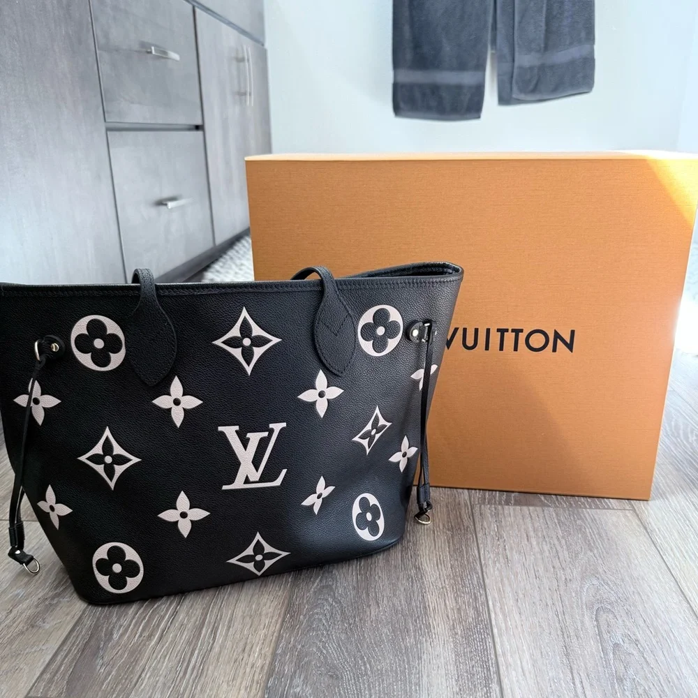 Louis Vuitton Neverfull MM - Picture 2 of 9